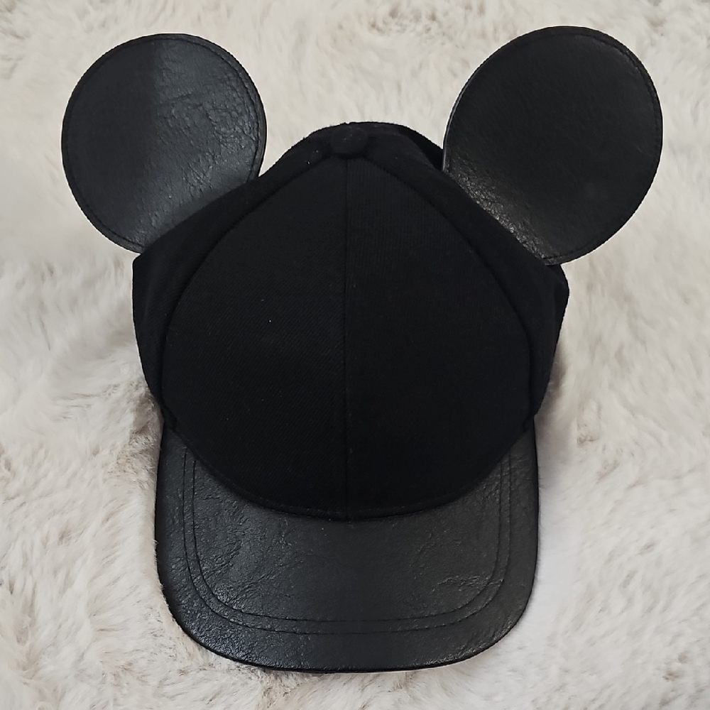 Black Mouse Ear Cap